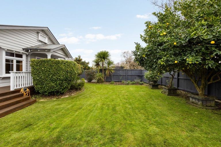 Photo of property in 84 Te Aroha Street, Hamilton East, Hamilton, 3216