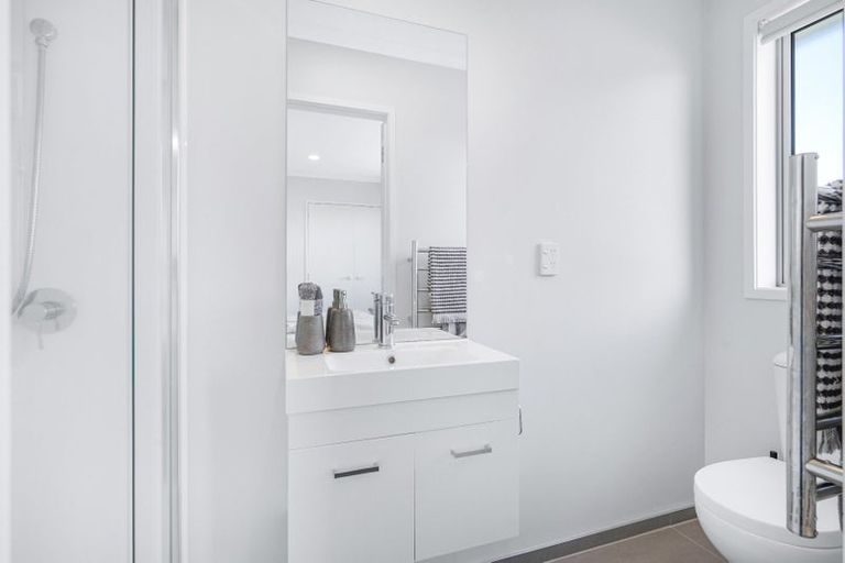 Photo of property in 3/1 Hibiscus Avenue, Hamilton Lake, Hamilton, 3204