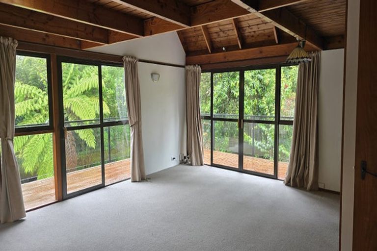 Photo of property in 20 Montressor Place, Howick, Auckland, 2014