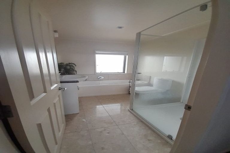 Photo of property in 17/15 Roxburgh Street, Mount Victoria, Wellington, 6011