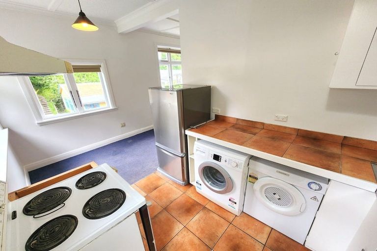 Photo of property in 64 Holloway Road, Aro Valley, Wellington, 6021