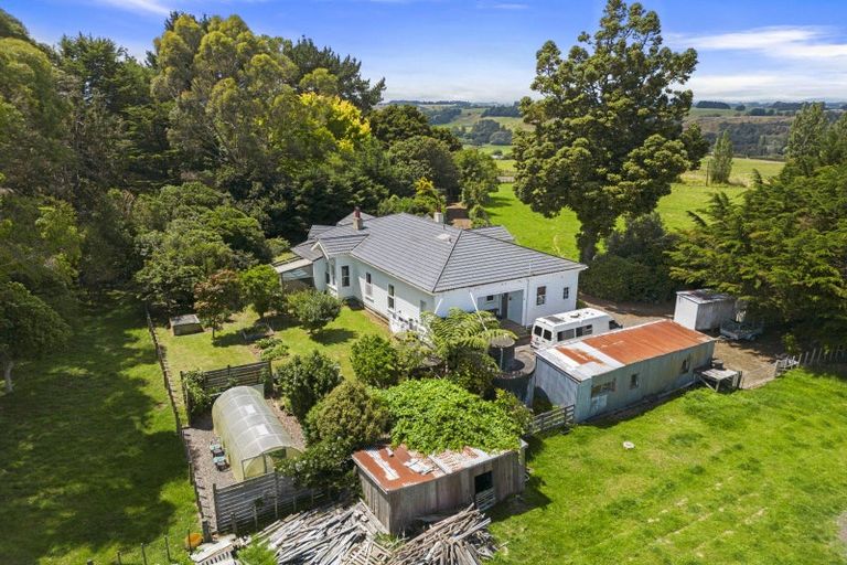 Photo of property in 2398 Cheltenham Hunterville Road, Beaconsfield, Feilding, 4779