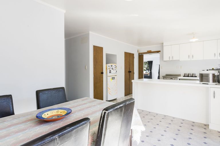 Photo of property in 11 Dunton Drive, Welcome Bay, Tauranga, 3112