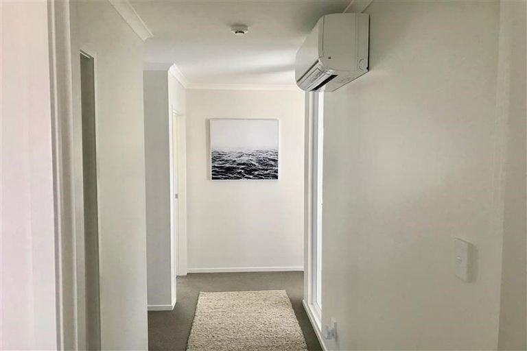 Photo of property in 17 Somerby Mews, Silverstream, Upper Hutt, 5019