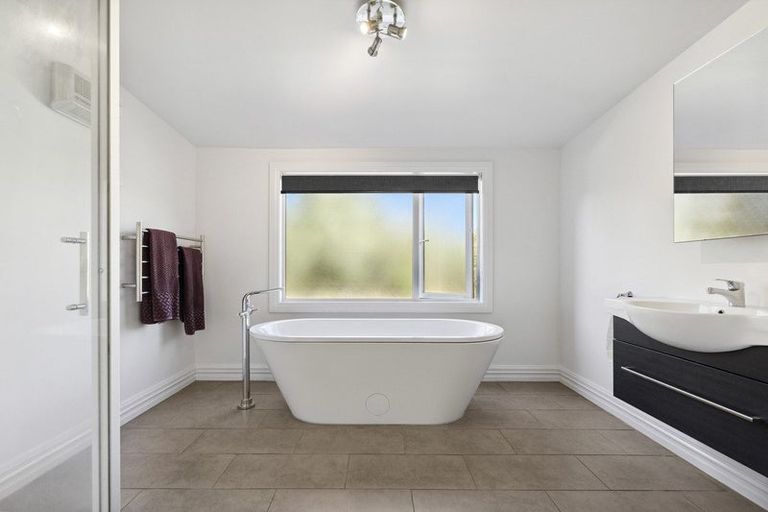 Photo of property in 9 French Street, Martinborough, 5711