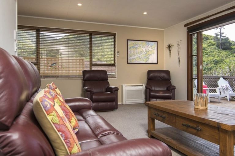 Photo of property in 3 Webster Place, Picton, 7220