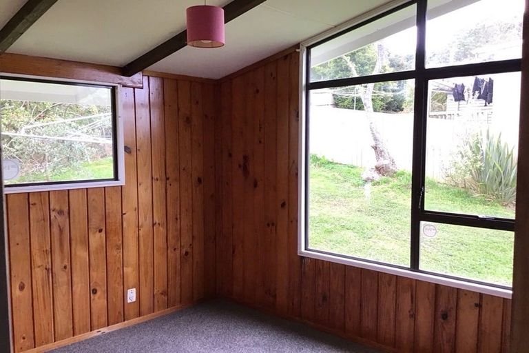 Photo of property in 39 Rautawhiri Road, Helensville, 0800