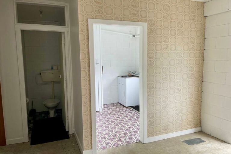 Photo of property in 11b Hine Street, New Plymouth, 4310