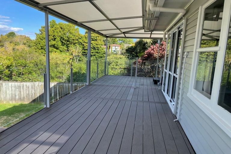 Photo of property in 124 Tiroroa Avenue, Te Atatu South, Auckland, 0610