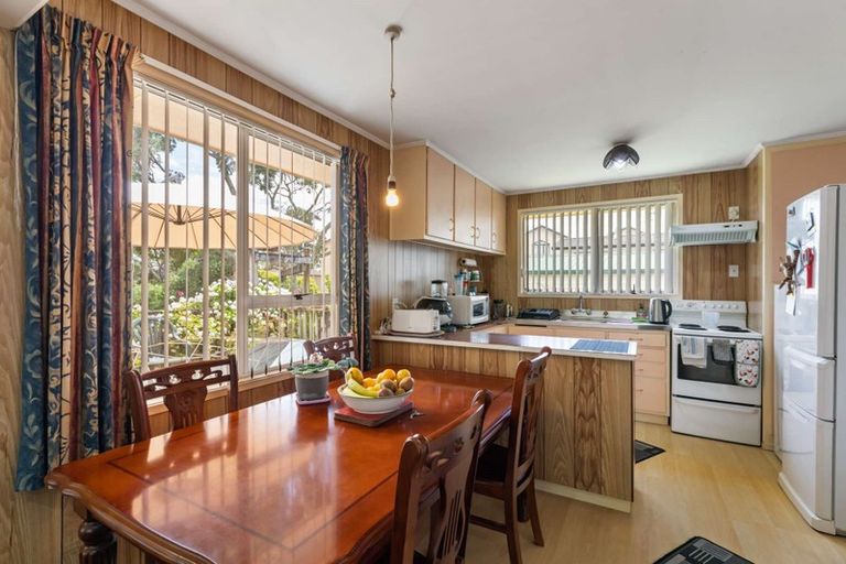 Photo of property in 22 Glynnbrooke Street, Te Atatu South, Auckland, 0610