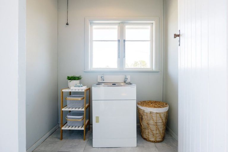 Photo of property in 77 Clarkin Road, Fairfield, Hamilton, 3214