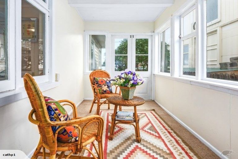 Photo of property in 30 Steyne Avenue, Plimmerton, Porirua, 5026