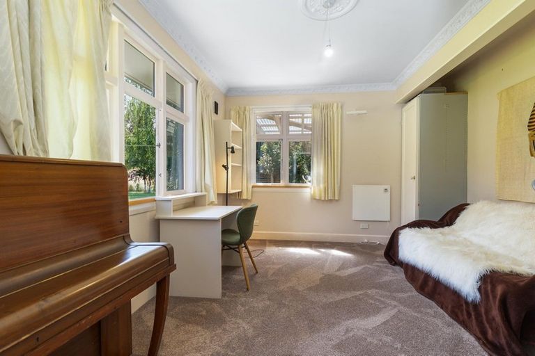 Photo of property in 20 Mountain View Road, Dalefield, Queenstown, 9371