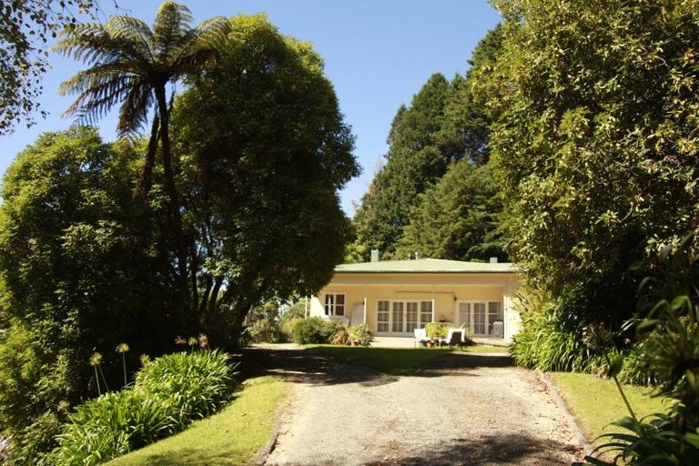 Photo of property in 409 Hokoroa Road, Tauwhareparae, Tolaga Bay, 4077