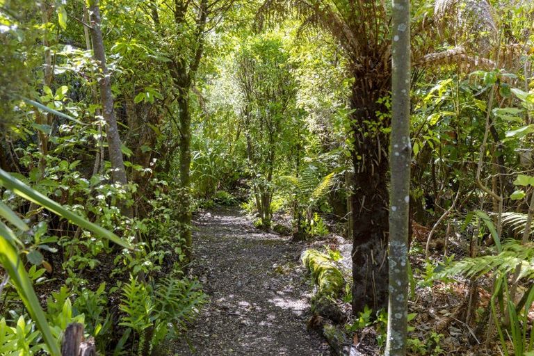 Photo of property in 59 Pihanga Road, Kuratau, Turangi, 3381