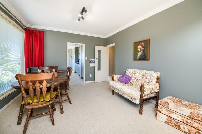 Photo of property in 33 Sheffield Street, Awapuni, Palmerston North, 4412