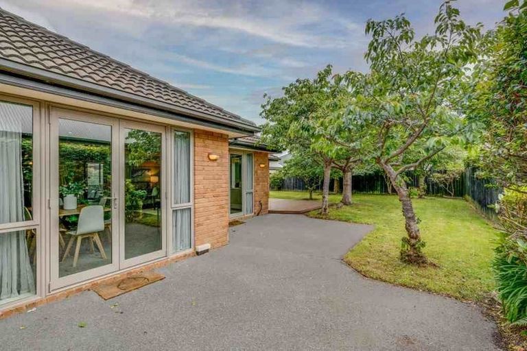 Photo of property in 24 Date Crescent, Aidanfield, Christchurch, 8025