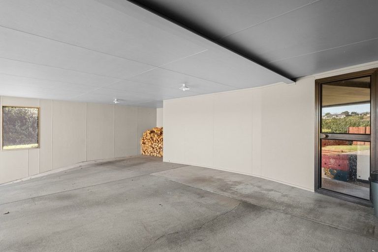 Photo of property in 104 Kinloch Way, Bethlehem, Tauranga, 3110