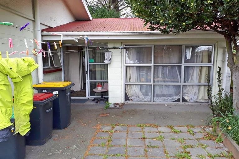 Photo of property in 69 Yaldhurst Road, Sockburn, Christchurch, 8042