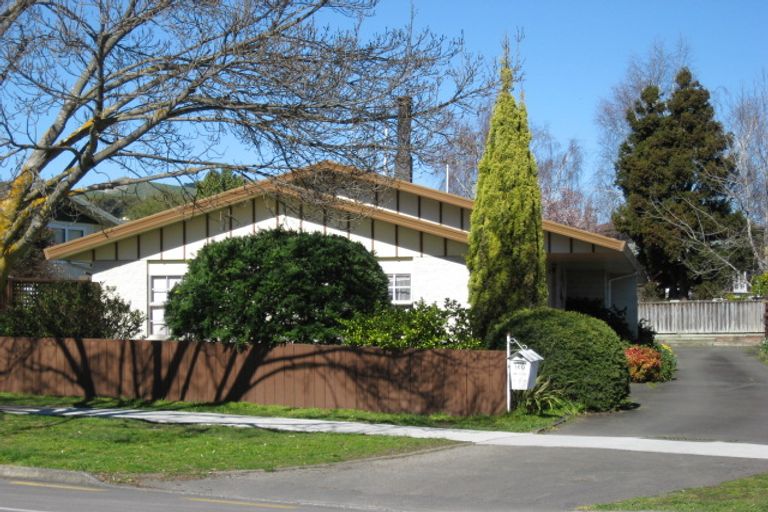 Photo of property in 2/160 Te Mata Road, Havelock North, 4130