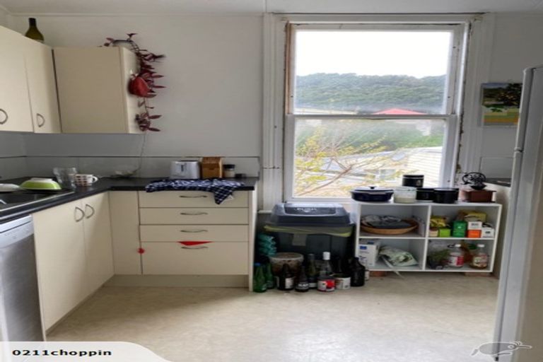 Photo of property in 79 Brougham Street, Mount Victoria, Wellington, 6011