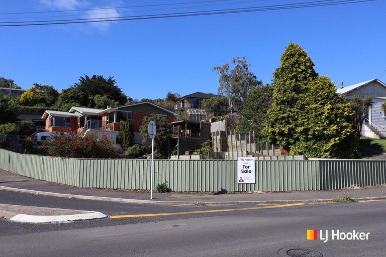 Photo of property in 86 Main South Road, Green Island, Dunedin, 9018