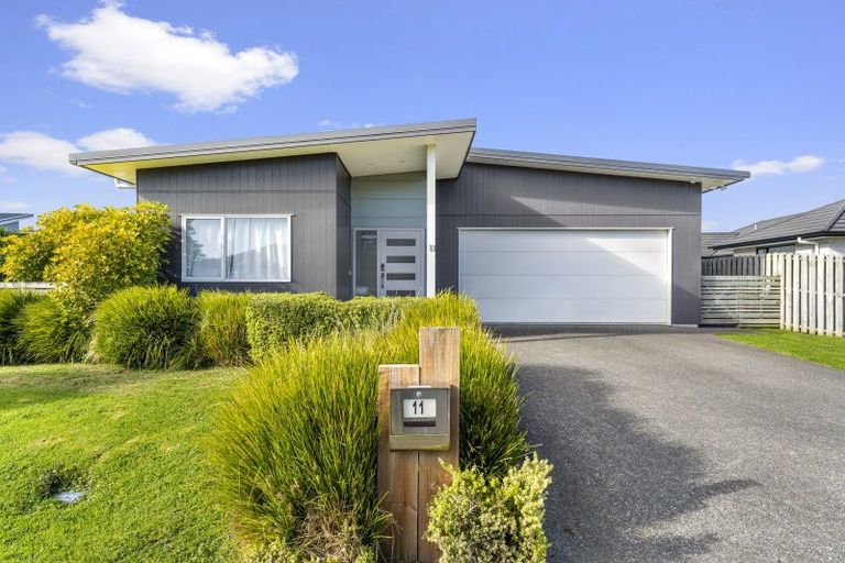 Photo of property in 11 Te Harawira Street, Otaki, 5512