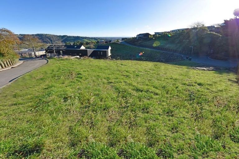 Photo of property in 2 Halcyon Way, Cashmere, Christchurch, 8022