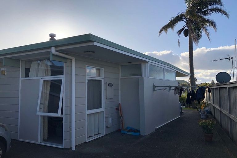 Photo of property in 41 Riverlea Avenue, Pakuranga, Auckland, 2010