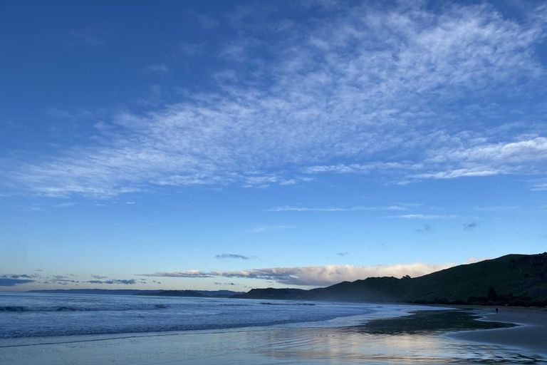 Photo of property in 16 Makorori Beach Road, Makorori, Gisborne, 4073