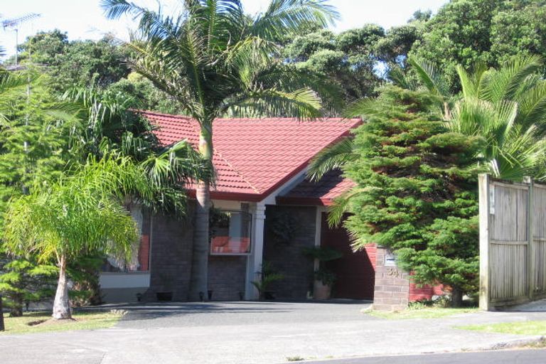 Photo of property in 34 Carnmore Place, Torbay, Auckland, 0630