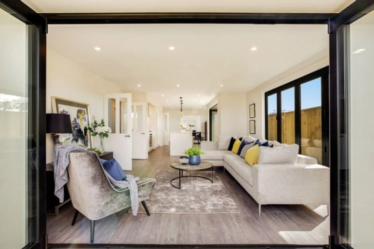 Photo of property in 14 Makete Crescent, Hobsonville, Auckland, 0618