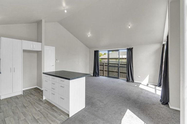 Photo of property in 28 Tavender Street, Woolston, Christchurch, 8023