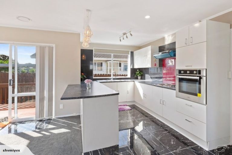 Photo of property in 3/66 Palmers Road, Clendon Park, Auckland, 2103