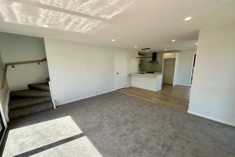 Photo of property in 17 Gibson Crescent, Naenae, Lower Hutt, 5011