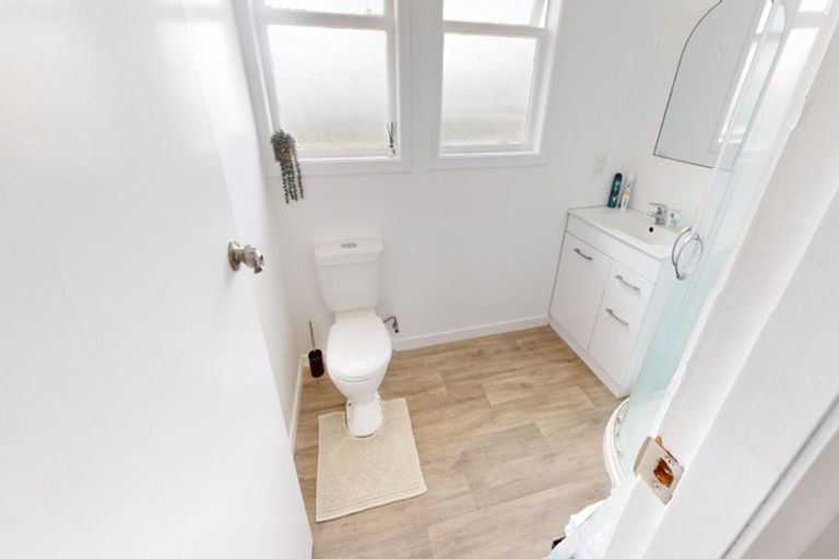 Photo of property in 42 Ruapehu Street, Castlecliff, Whanganui, 4501