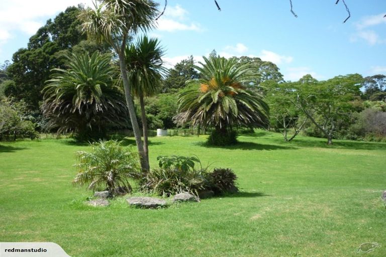 Photo of property in 355 Henderson Valley Road, Henderson Valley, Auckland, 0612