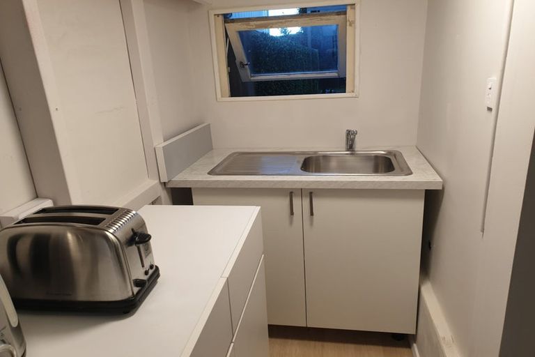 Photo of property in 43 Kea Road, Silverdale, 0932