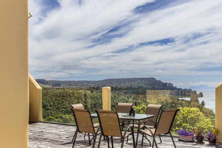 Photo of property in 18 Turangitukua Terrace, Kuratau, Turangi, 3381