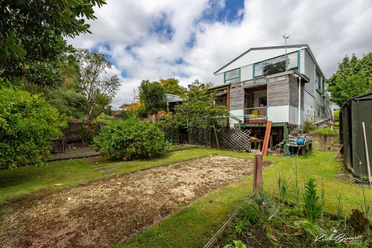 Photo of property in 46 Dowling Grove, Silverstream, Upper Hutt, 5019