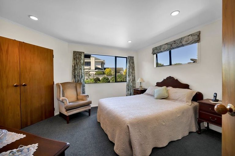 Photo of property in 15 Rod Syme Place, Hawera, 4610