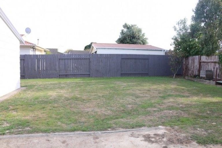 Photo of property in 8 Cargill Grove, Kelvin Grove, Palmerston North, 4414