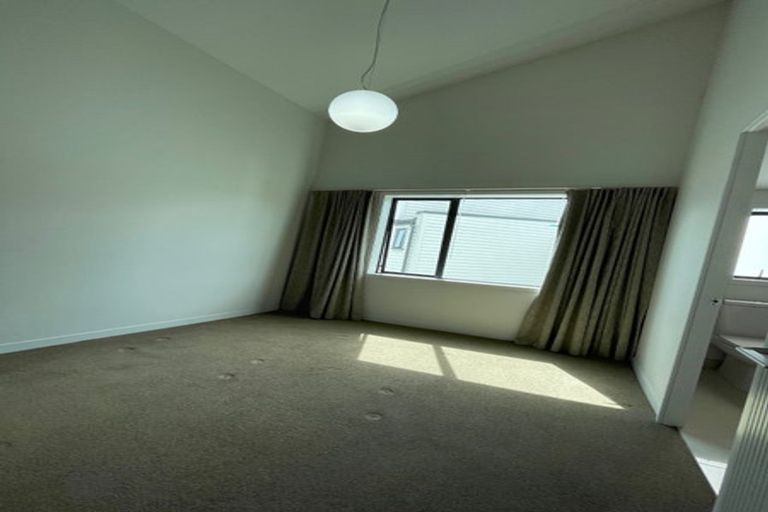 Photo of property in 303 Murphys Road, Flat Bush, Auckland, 2019