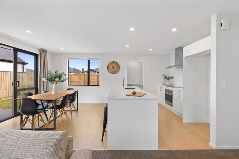 Photo of property in 14 Hunt Road, Rolleston, 7615