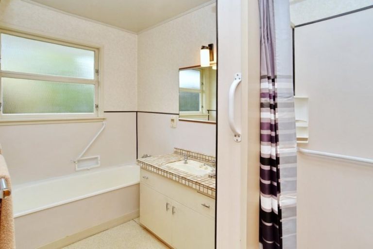 Photo of property in 26a Guinness Crescent, Ilam, Christchurch, 8041