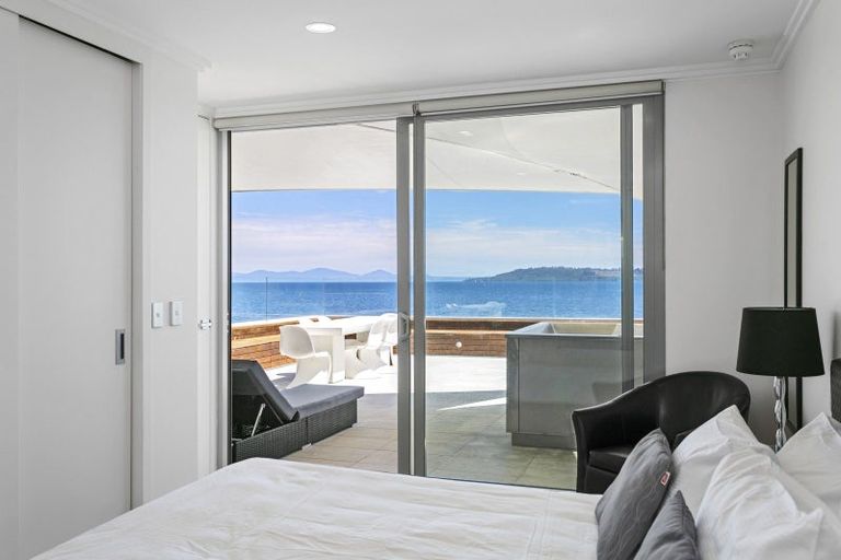 Photo of property in 20/225 Lake Terrace, Waipahihi, Taupo, 3330