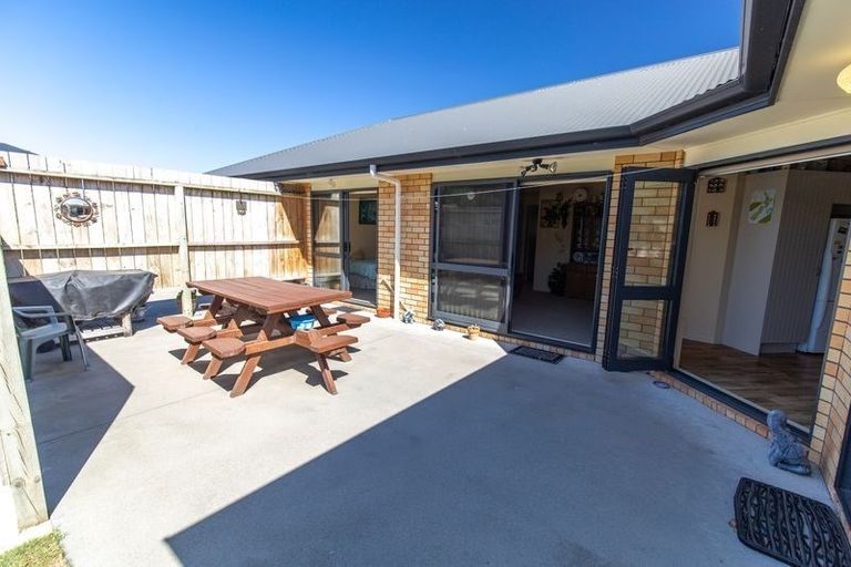 Photo of property in 17 Haultain Street, Kihikihi, Te Awamutu, 3800