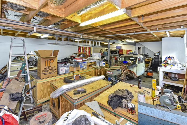 Photo of property in 6 Gleneagles Grove, Wattle Downs, Auckland, 2103