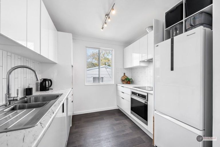 Photo of property in 132 Reynolds Street, Taita, Lower Hutt, 5011