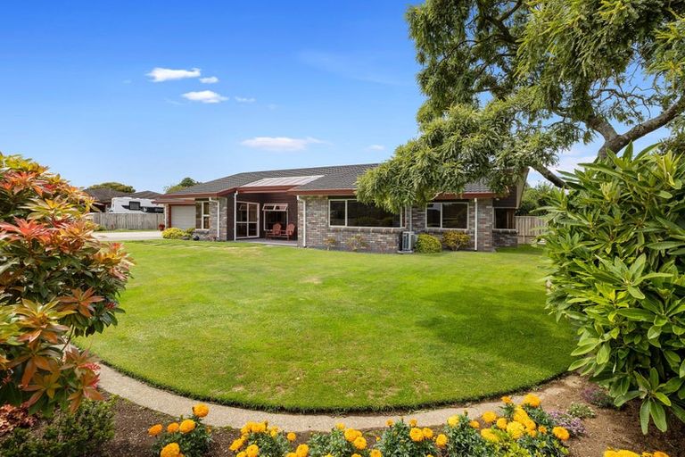 Photo of property in 3c Larsen Place, Merrilands, New Plymouth, 4312